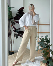 Load image into Gallery viewer, Faye Straight Cut Pants
