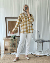 Load image into Gallery viewer, Jane Checkered Shirt
